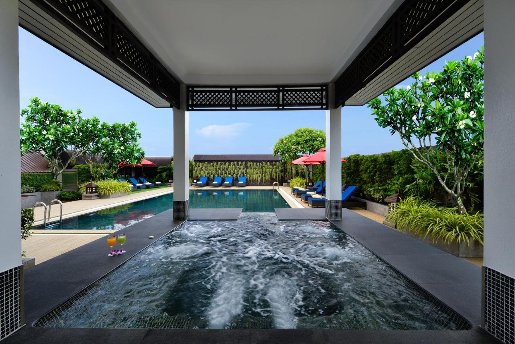 Centre Point Plus Hotel Pratunam photo 3