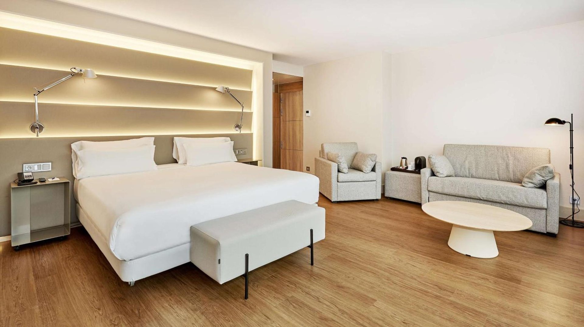 NH Sants Barcelona photo 1