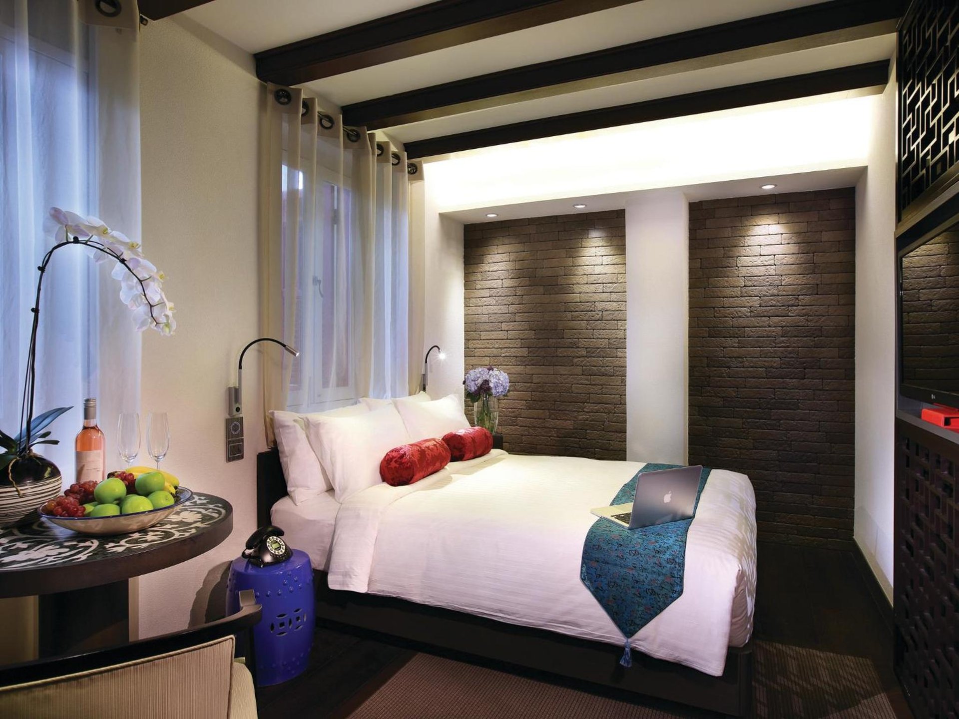 AMOY by Far East Hospitality photo 1