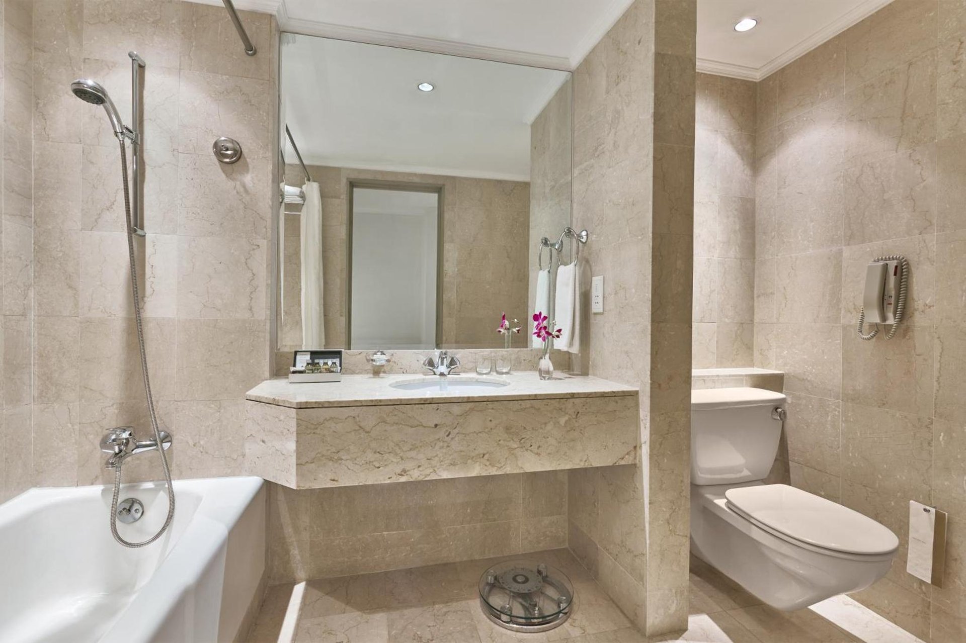 Goodwood Park Hotel photo 2