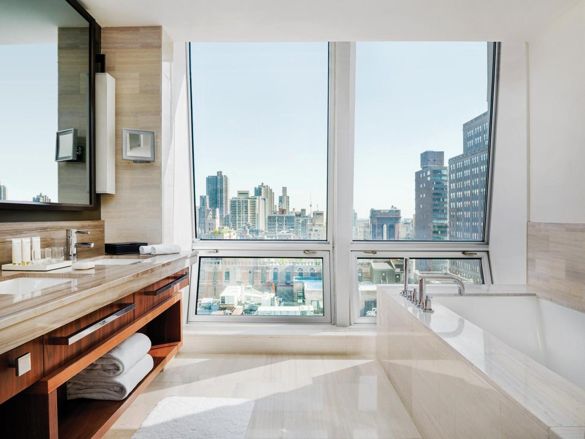 The Langham, New York, Fifth Avenue photo 2
