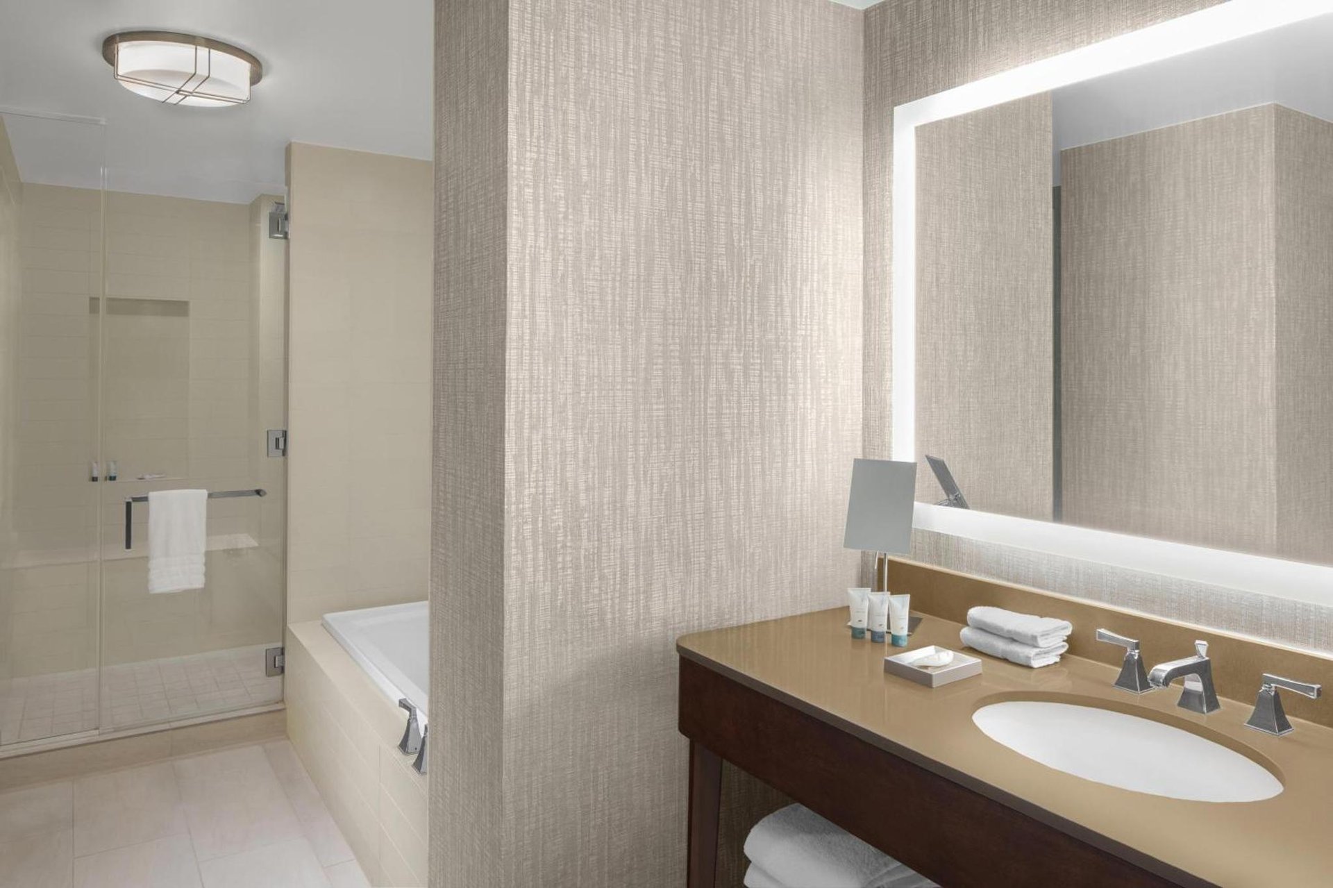 The Westin New York Grand Central photo 2
