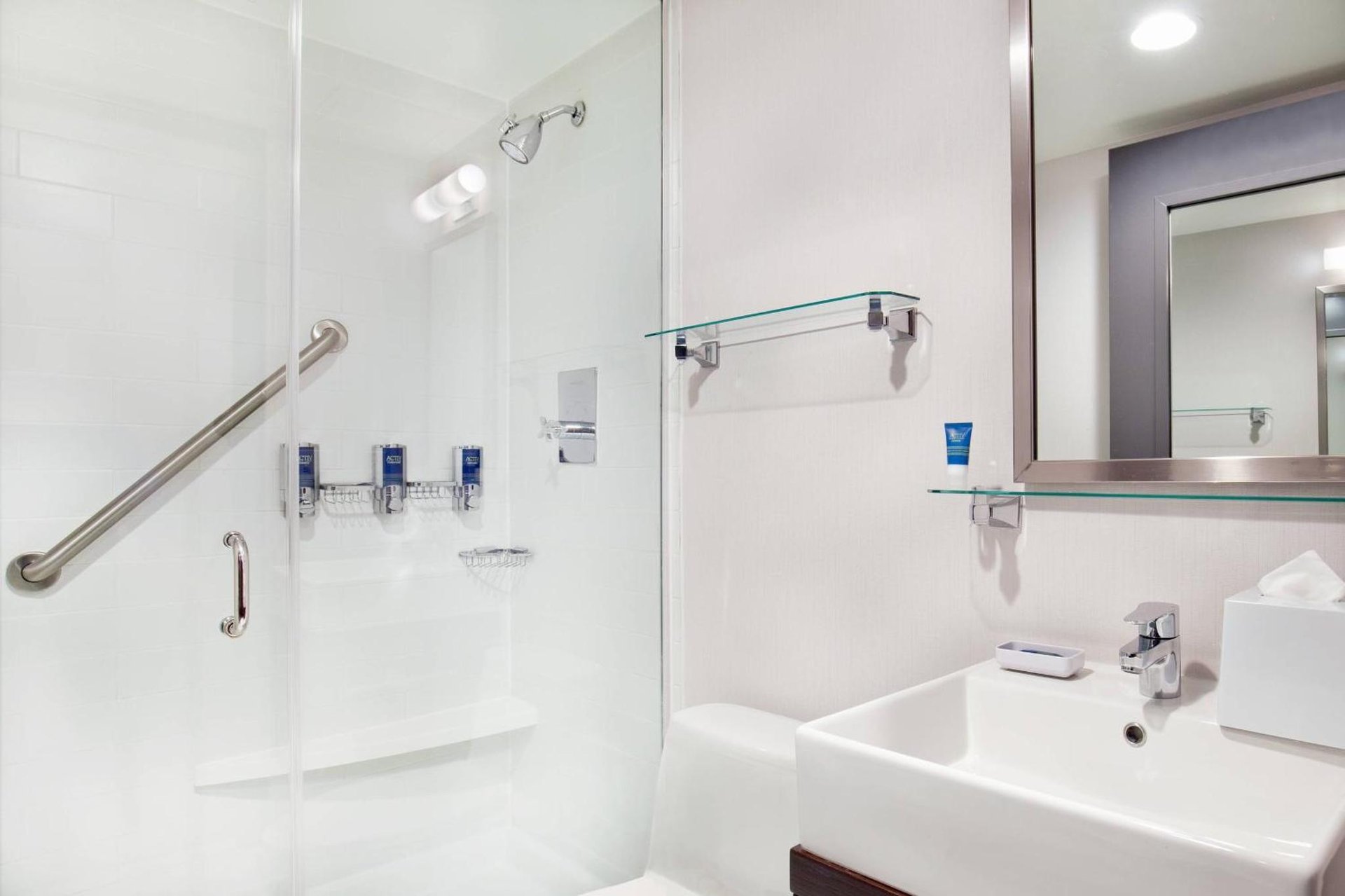 Four Points by Sheraton Midtown - Times Square photo 2