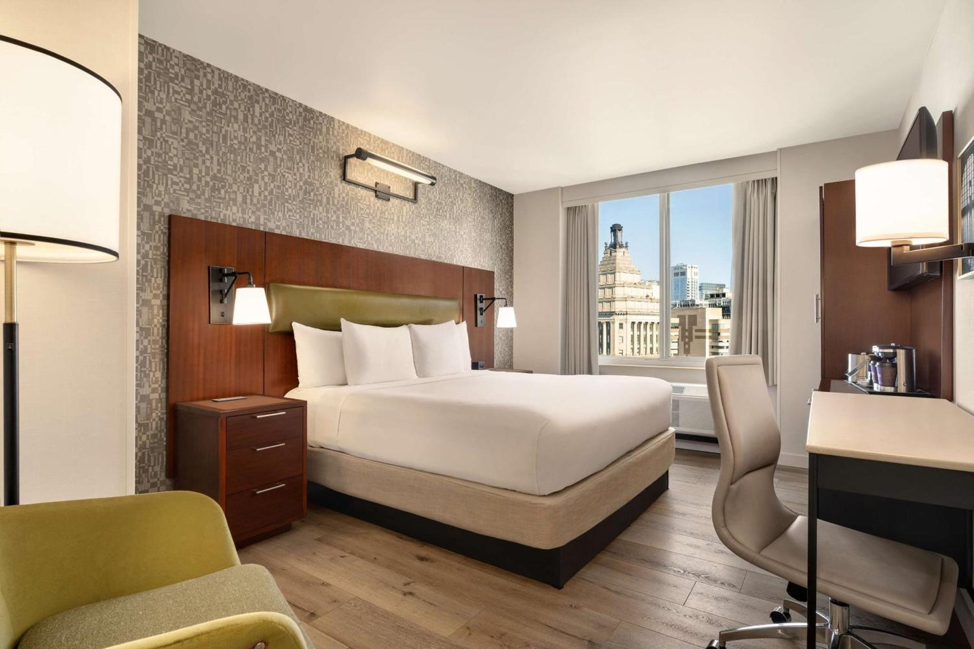 DoubleTree by Hilton New York Downtown photo 1