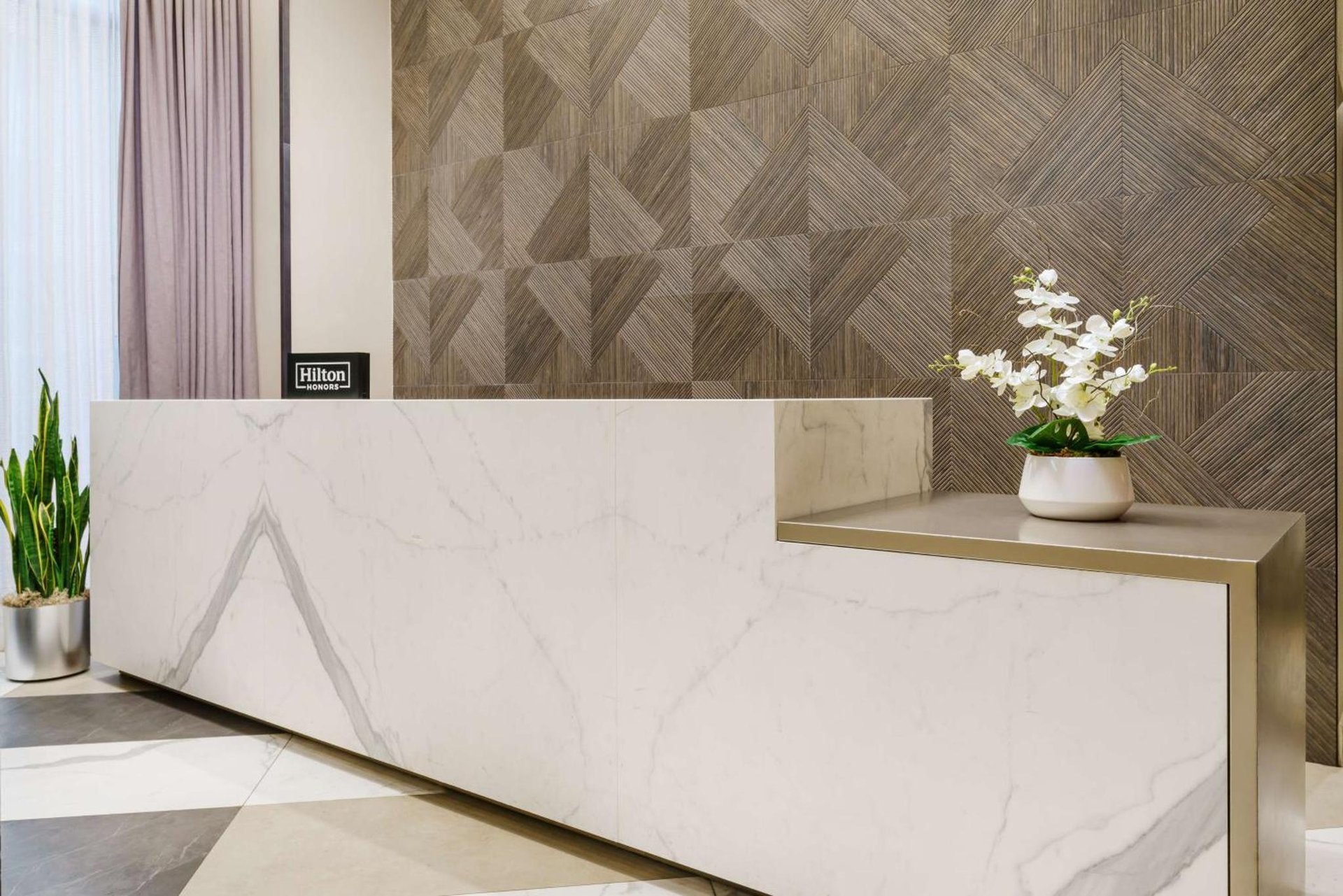 DoubleTree by Hilton Hotel New York City - Chelsea photo 2