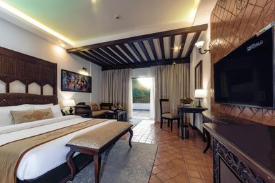 Executive Alpine Terrace Room