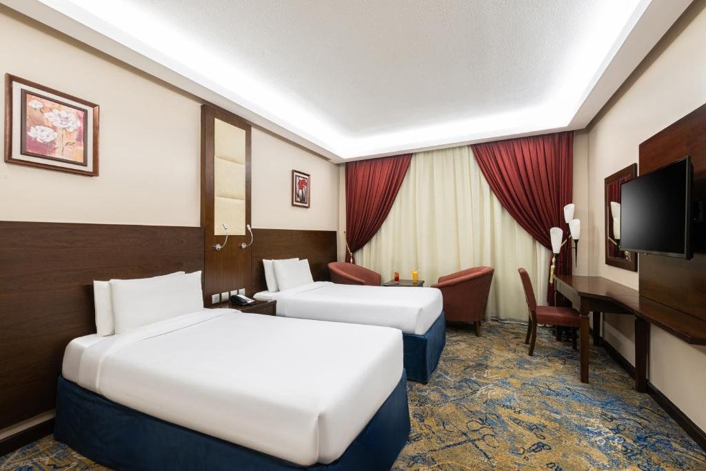 Razana Al Rawdha Hotel