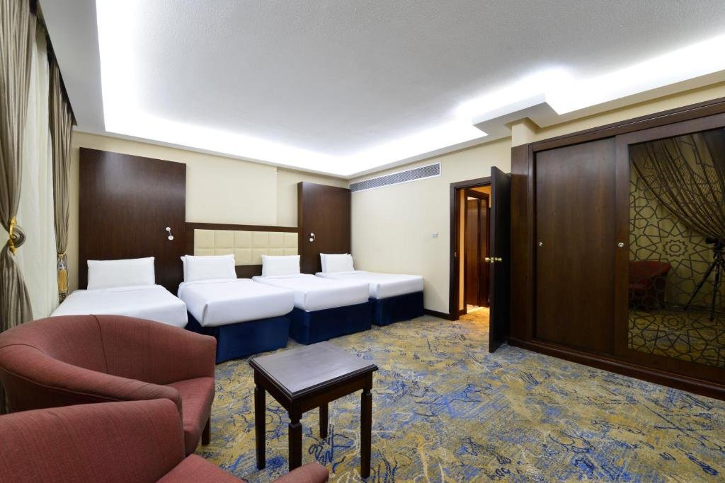 Razana Al Rawdha Hotel