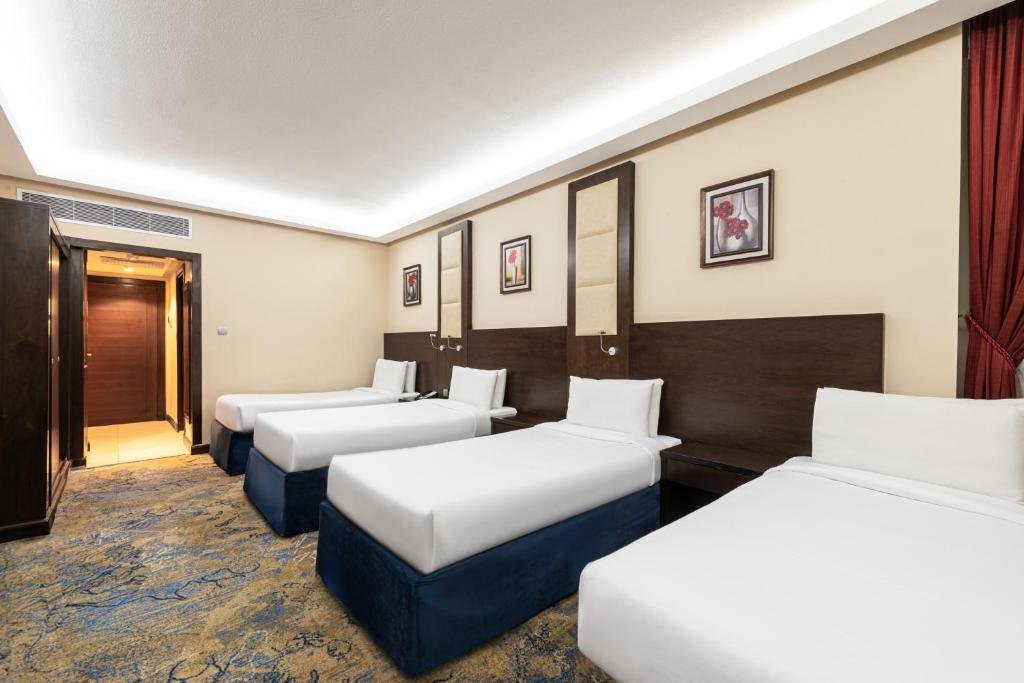 Razana Al Rawdha Hotel