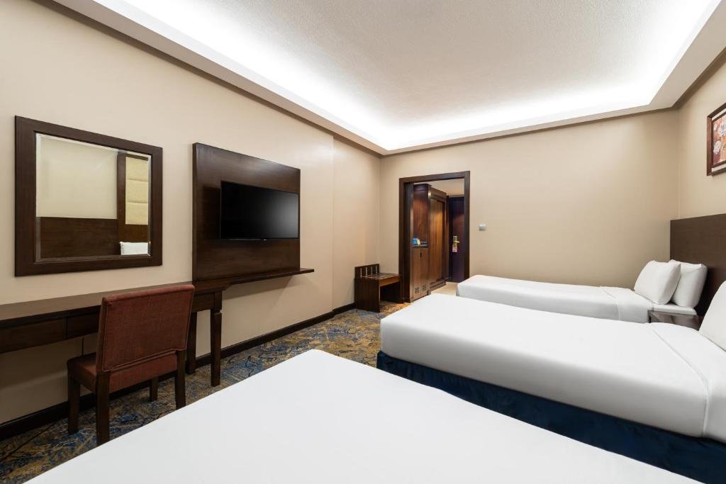 Razana Al Rawdha Hotel