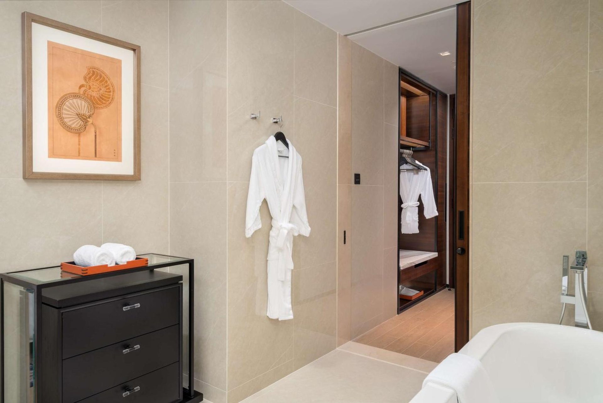 Hyatt Regency Phnom Penh photo 2