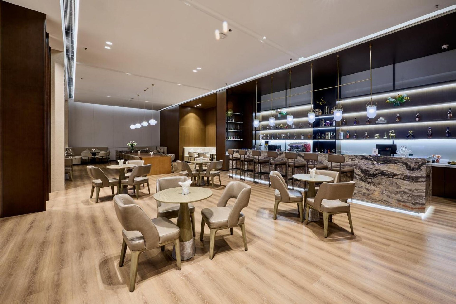 Crowne Plaza Phnom Penh by IHG 金边皇冠假日酒店 Former VM Hotel photo 4