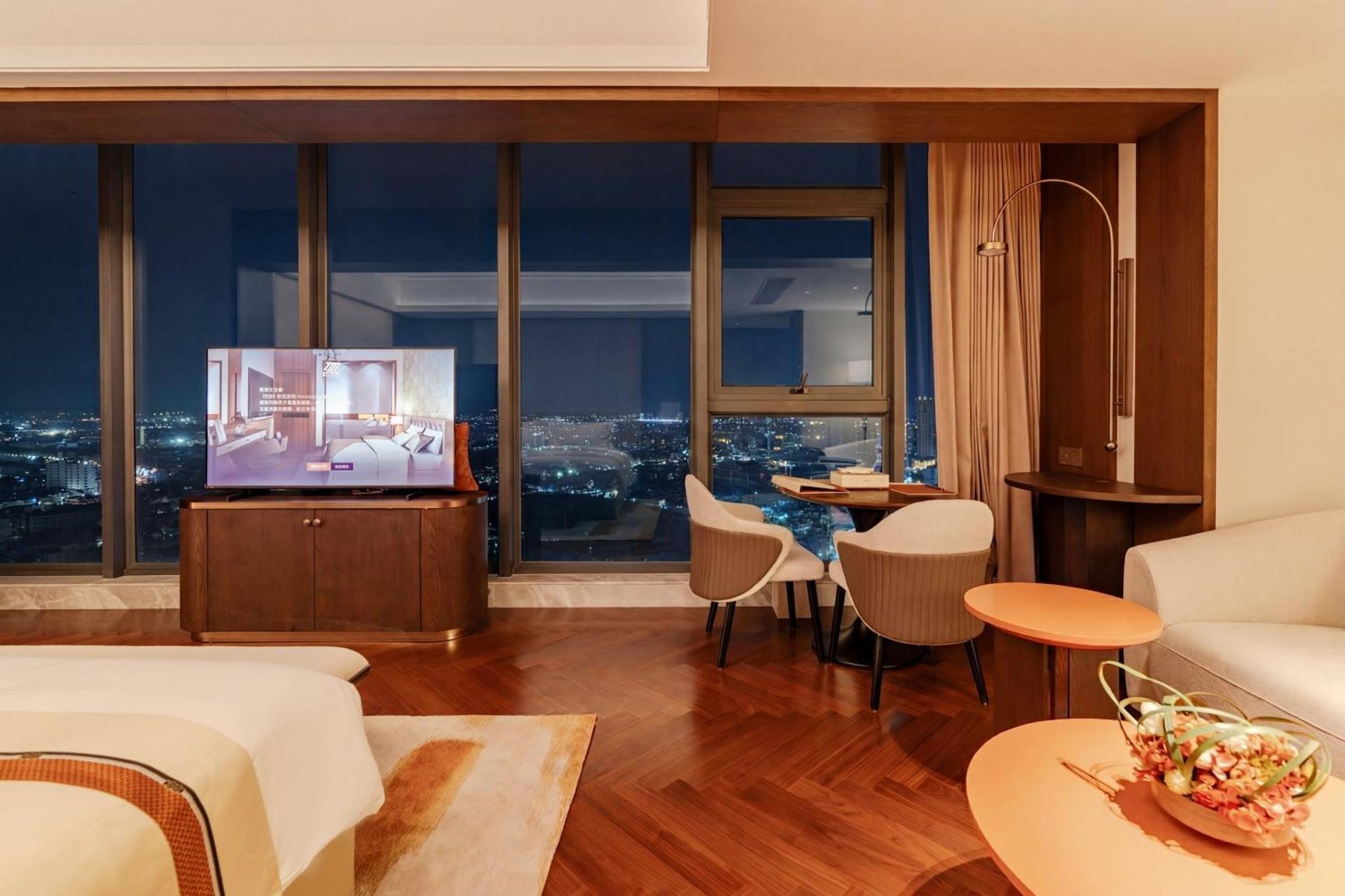 Howard Johnson By Wyndham Phnom Penh Tk photo 4