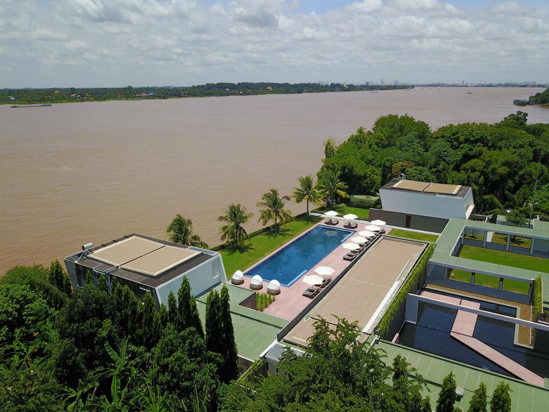 The Bale Phnom Penh by LifestyleRetreats photo 3
