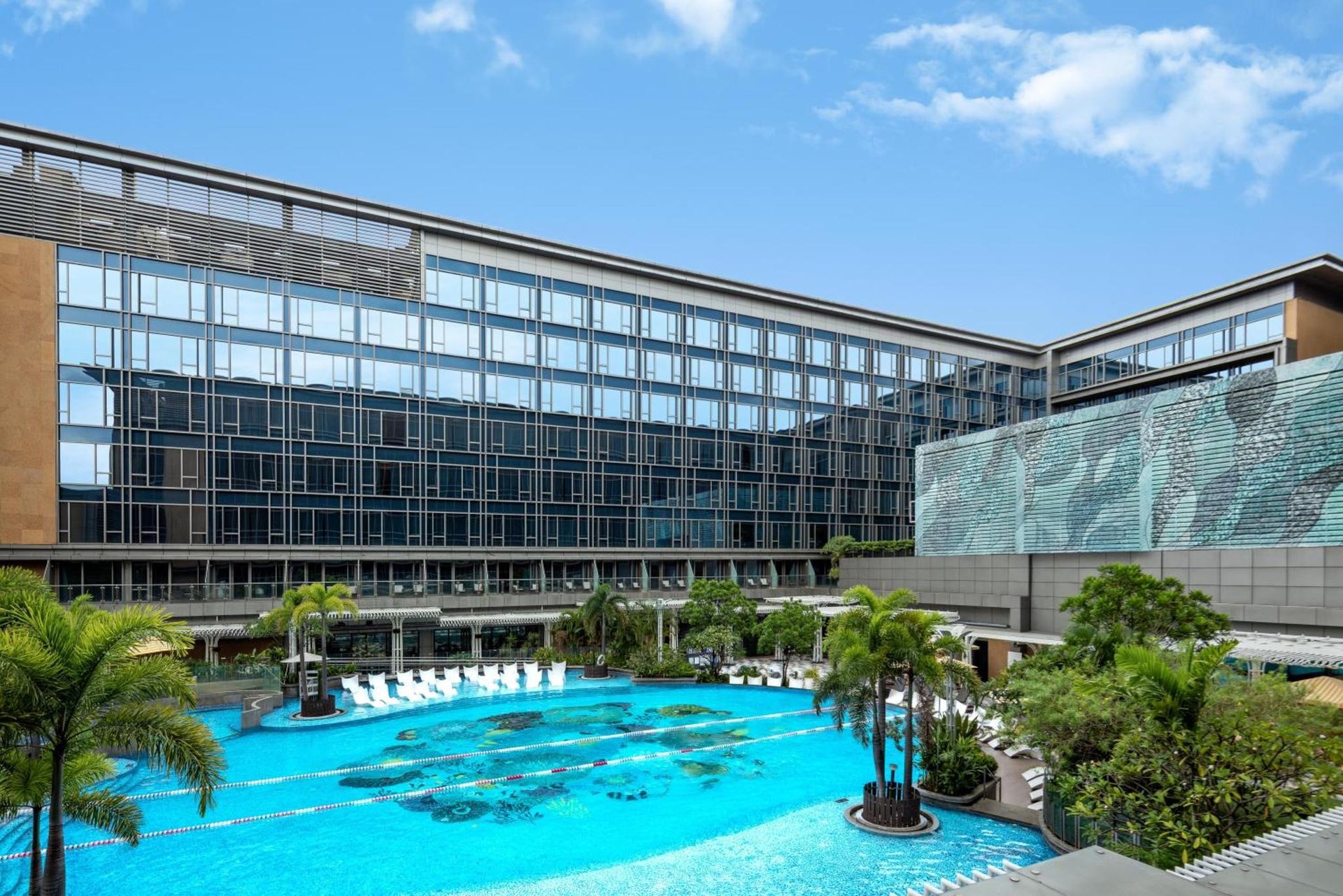 Hilton Manila Newport World Resorts photo 3