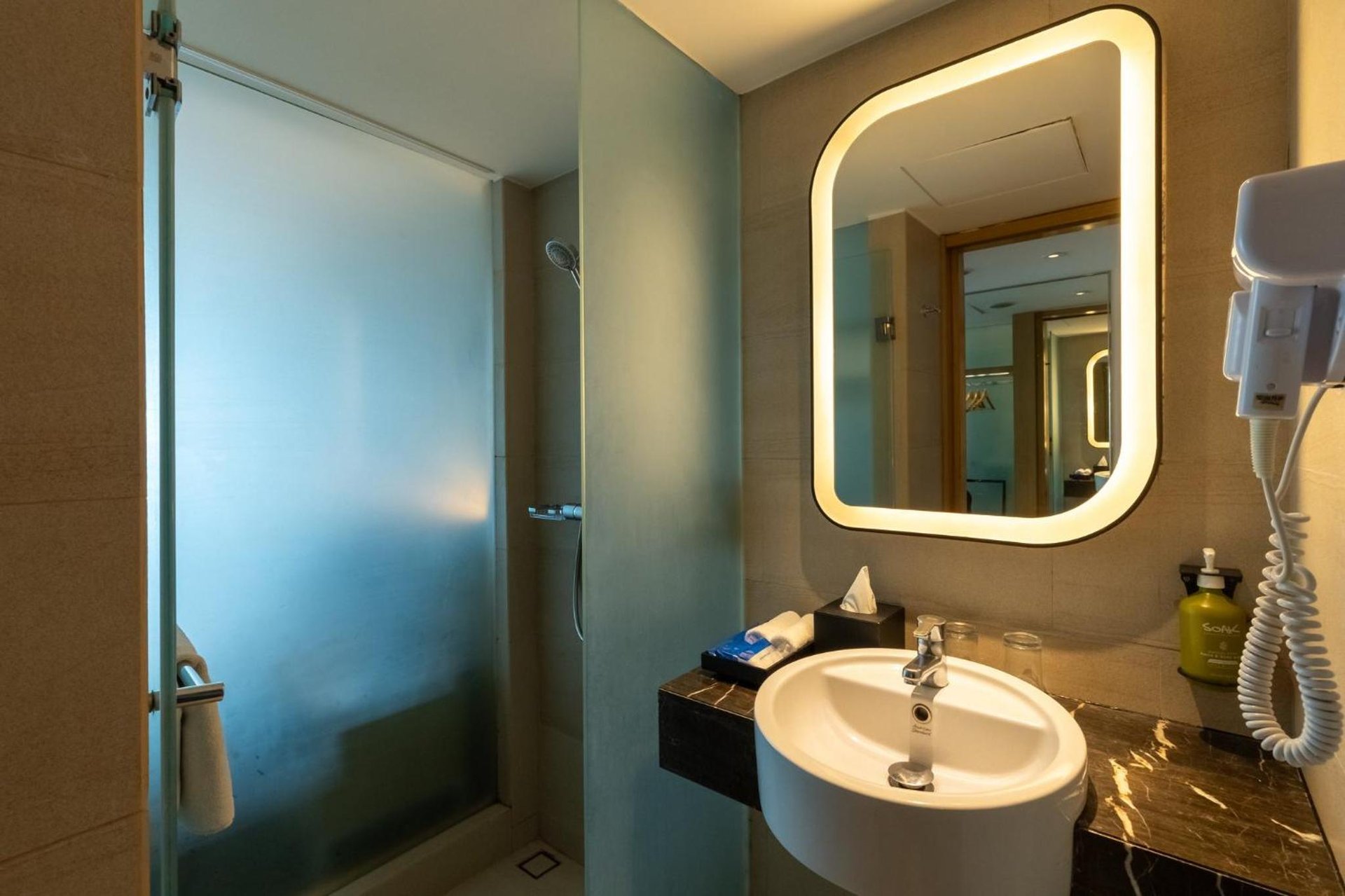 Holiday Inn Express Manila Newport City by IHG photo 2
