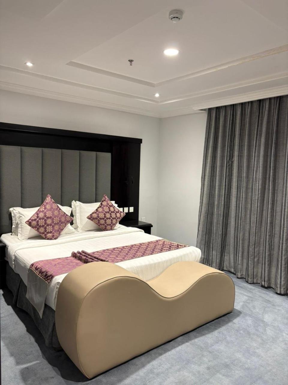 Photo of One-Bedroom Apartment #2