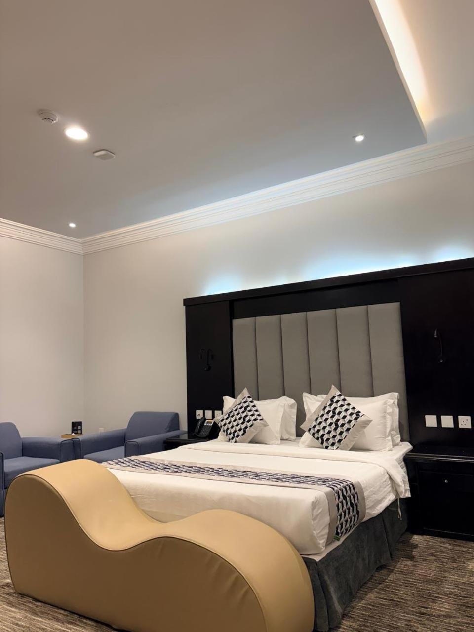Photo of Double Room with Spa Bath #3