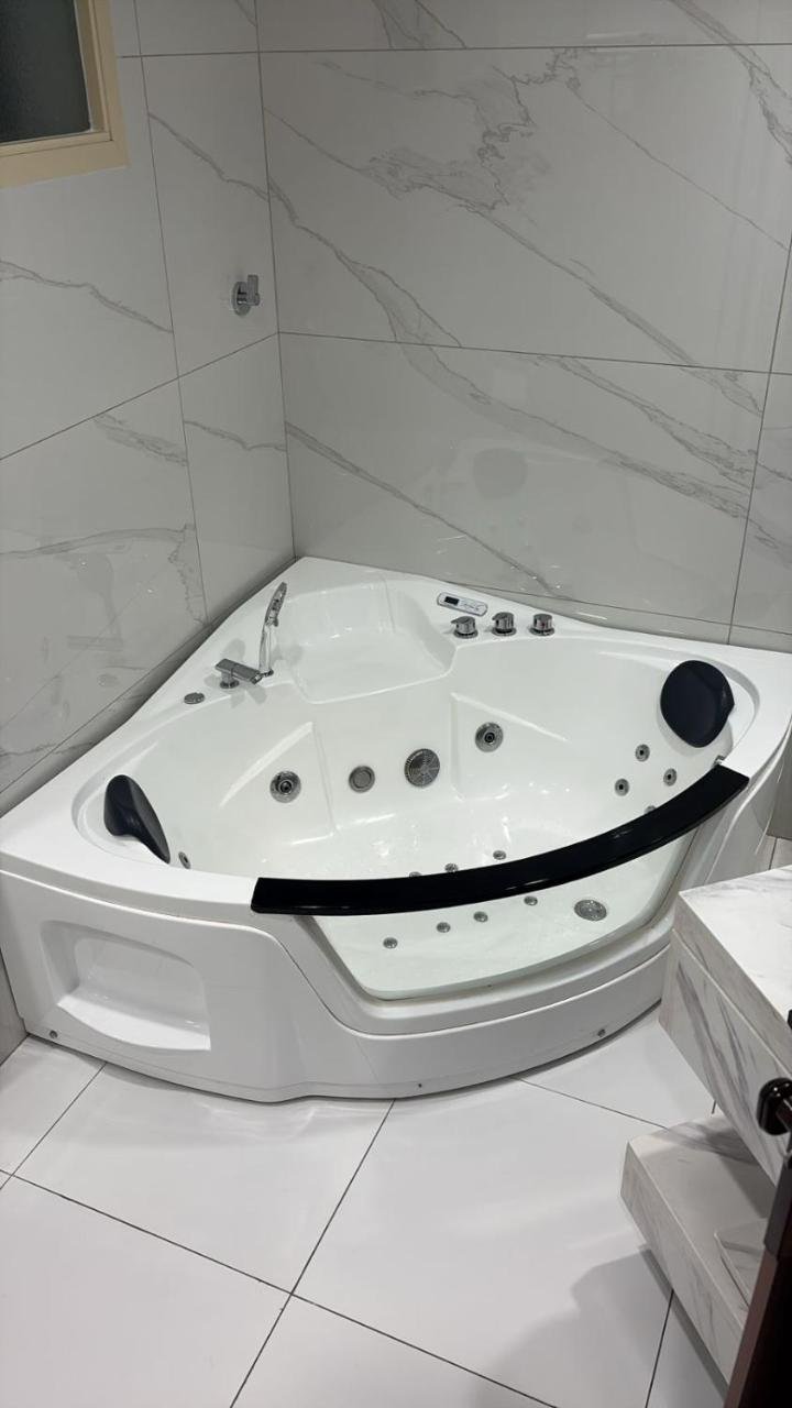 Photo of Double Room with Spa Bath #1