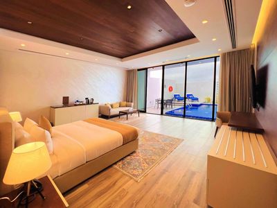 One Bedroom Studio Suite With Private Pool