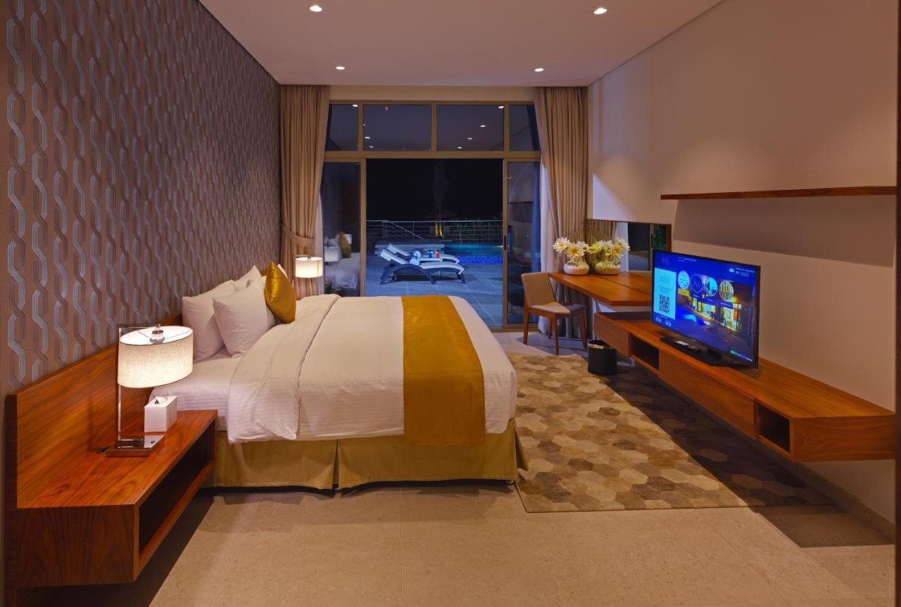 Photo of Three Bedroom Sunrise Villa with Private Pool #9