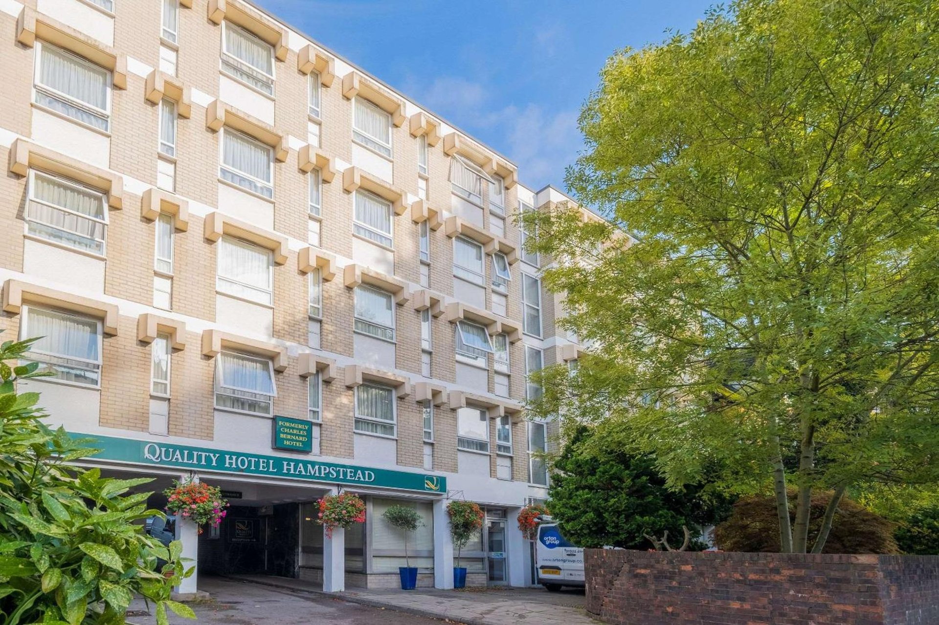 a rendering of the front of the quality hotel interviewed at Quality Hotel Hampstead in London