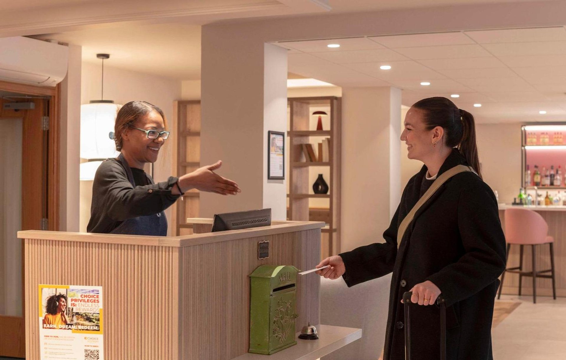 Quality Hotel Hampstead - Image 2