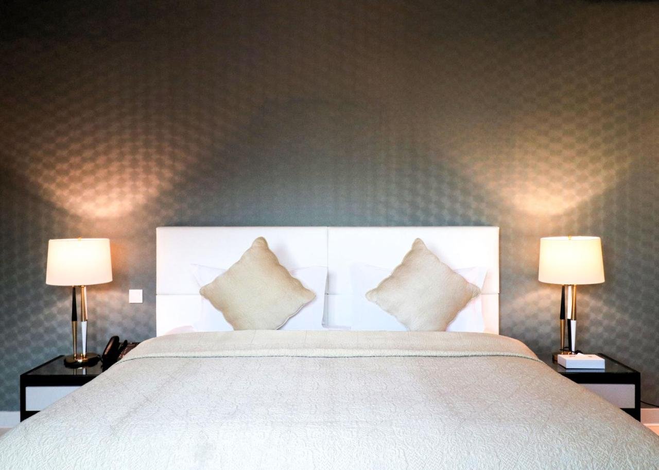 Photo of Emiri Penthouse #7