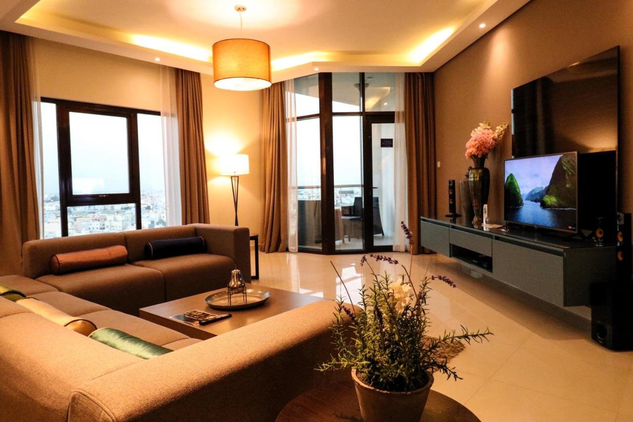 Photo of One-Bedroom Apartment Partial Sea view  #3