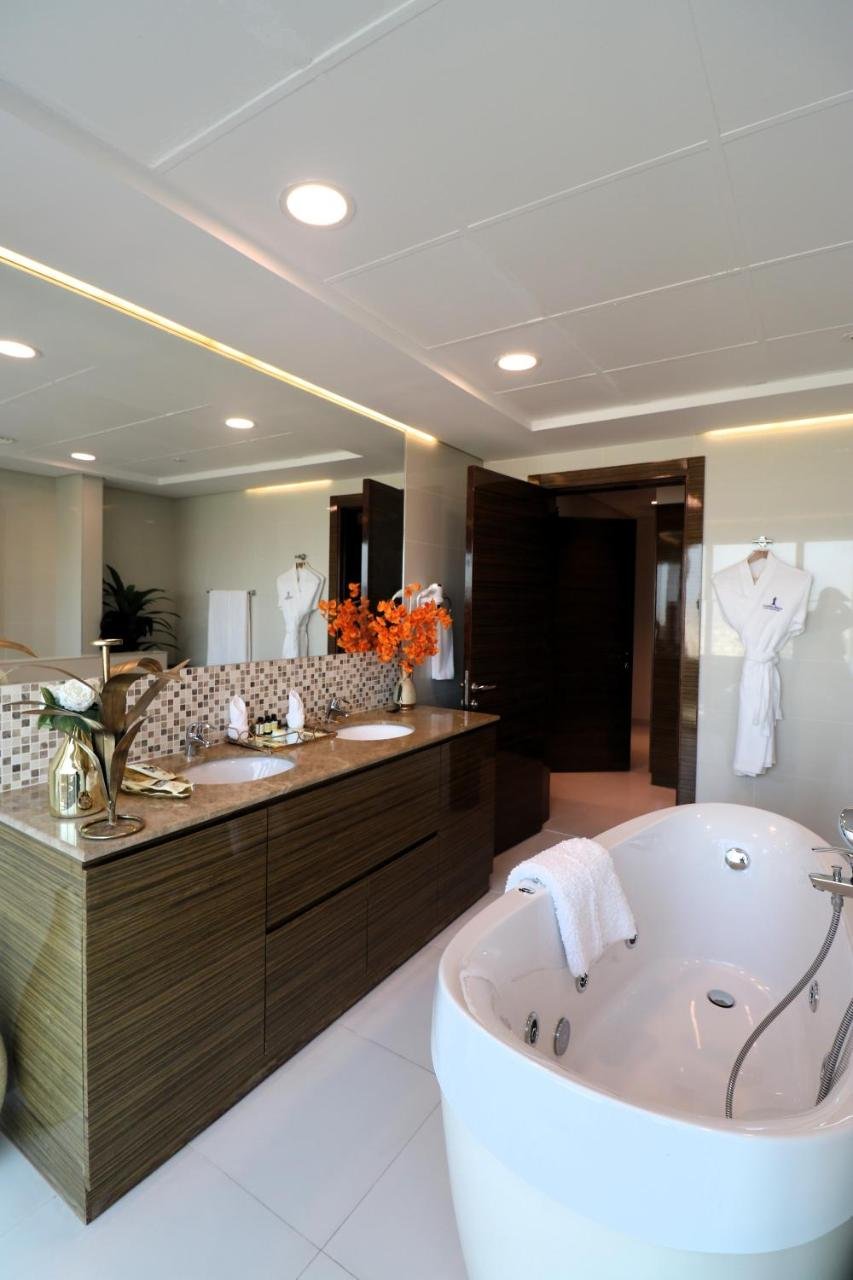 Photo of  Royal Penthouse  #13