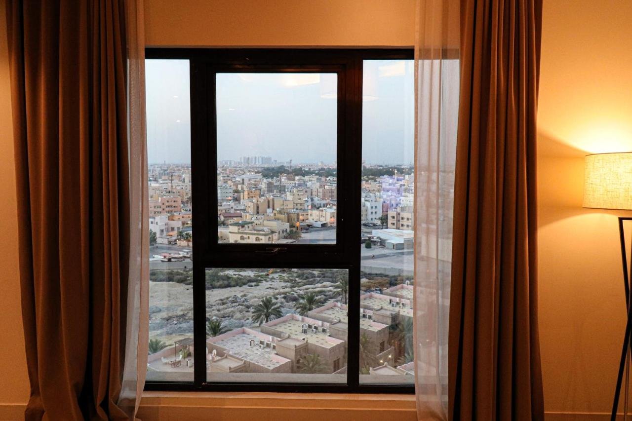 Photo of One-Bedroom Apartment Partial Sea view  #5