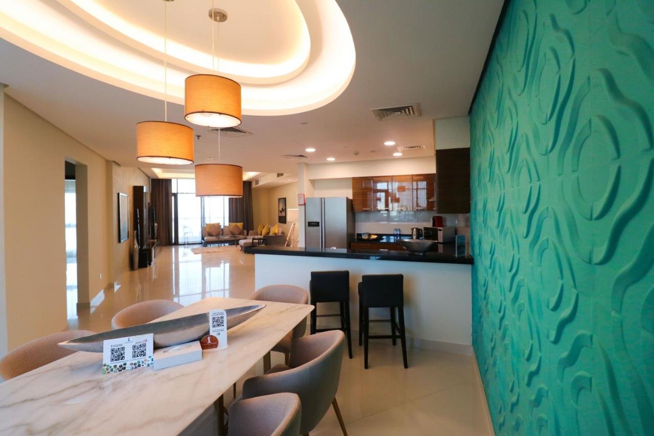 Photo of Emiri Penthouse #5