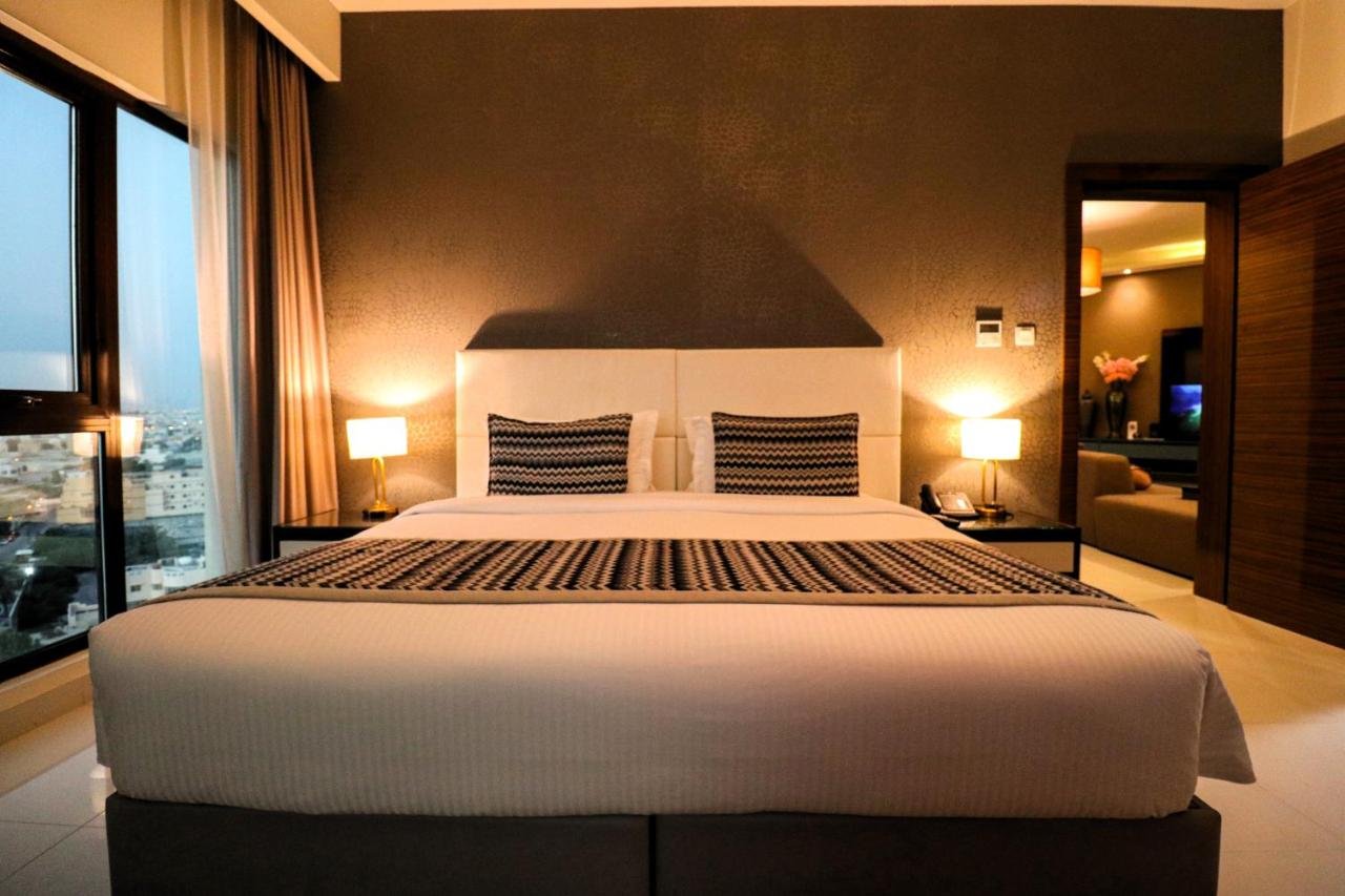 Photo of One-Bedroom Apartment Partial Sea view  #1