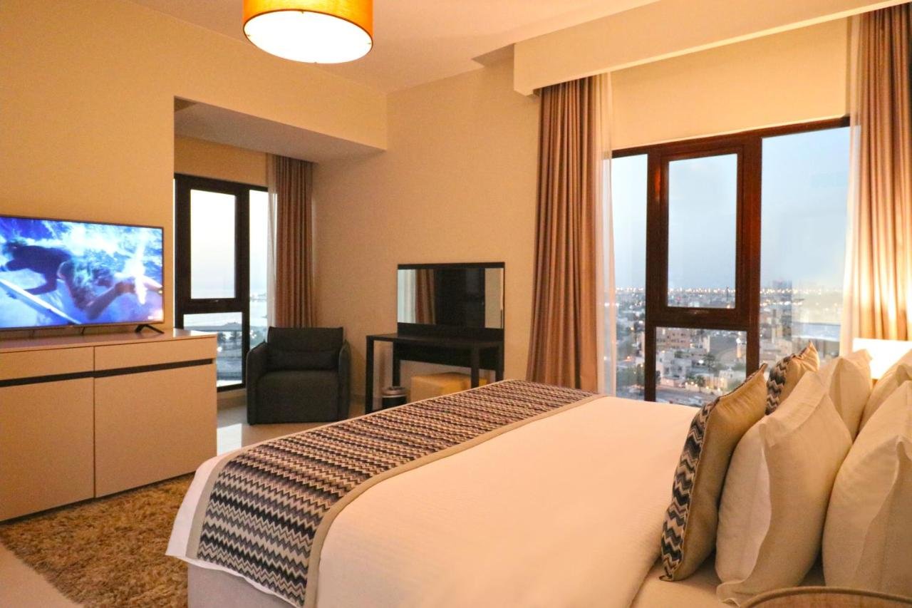 Photo of One-Bedroom Apartment Partial Sea view  #0