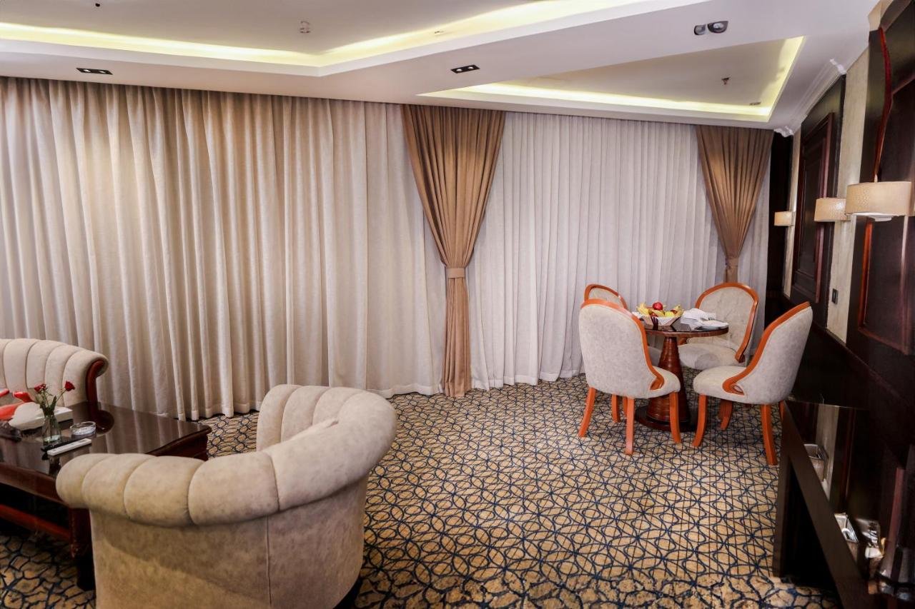 Photo of One-Bedroom Suite #14