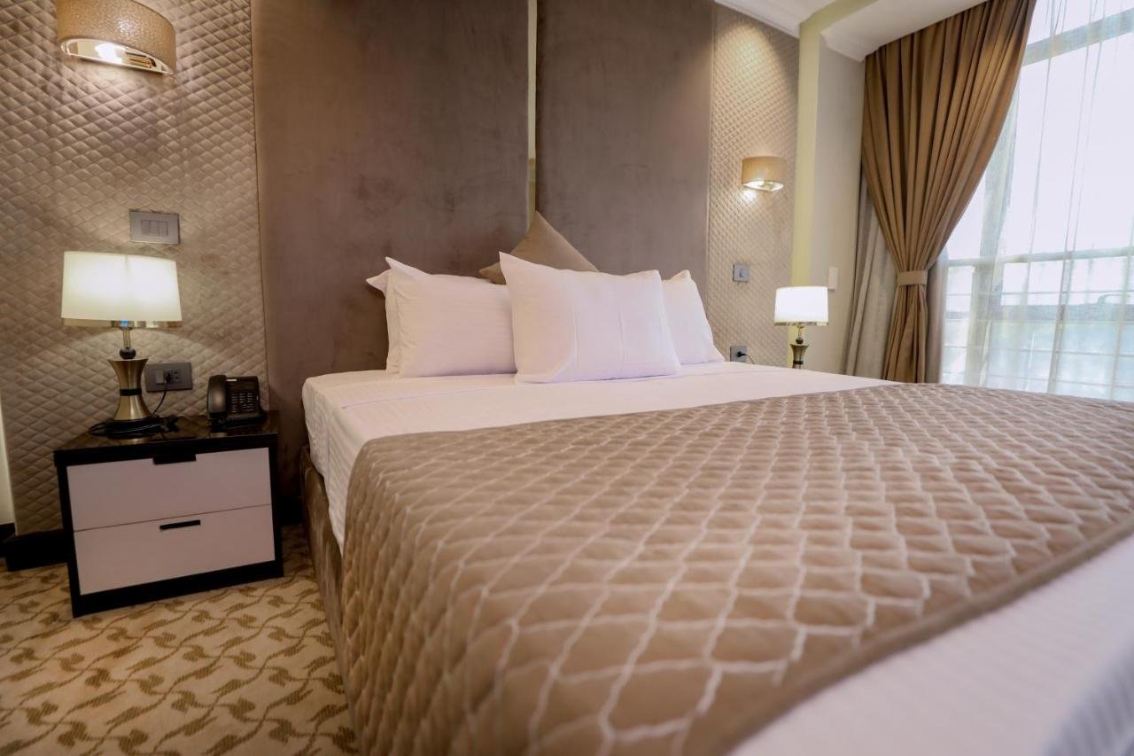 Photo of One-Bedroom Suite #28