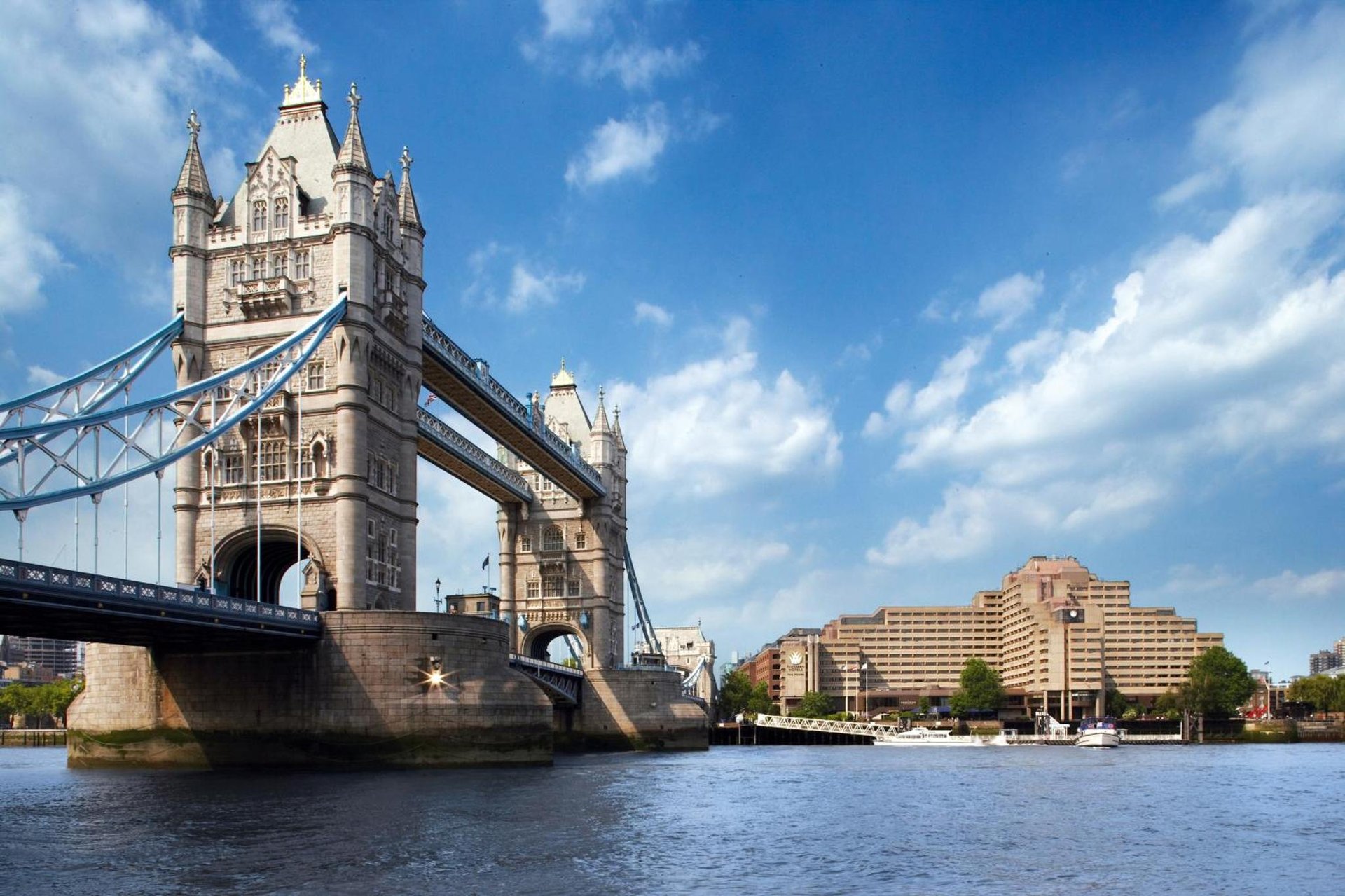 The Tower Hotel, by Thistle photo 2
