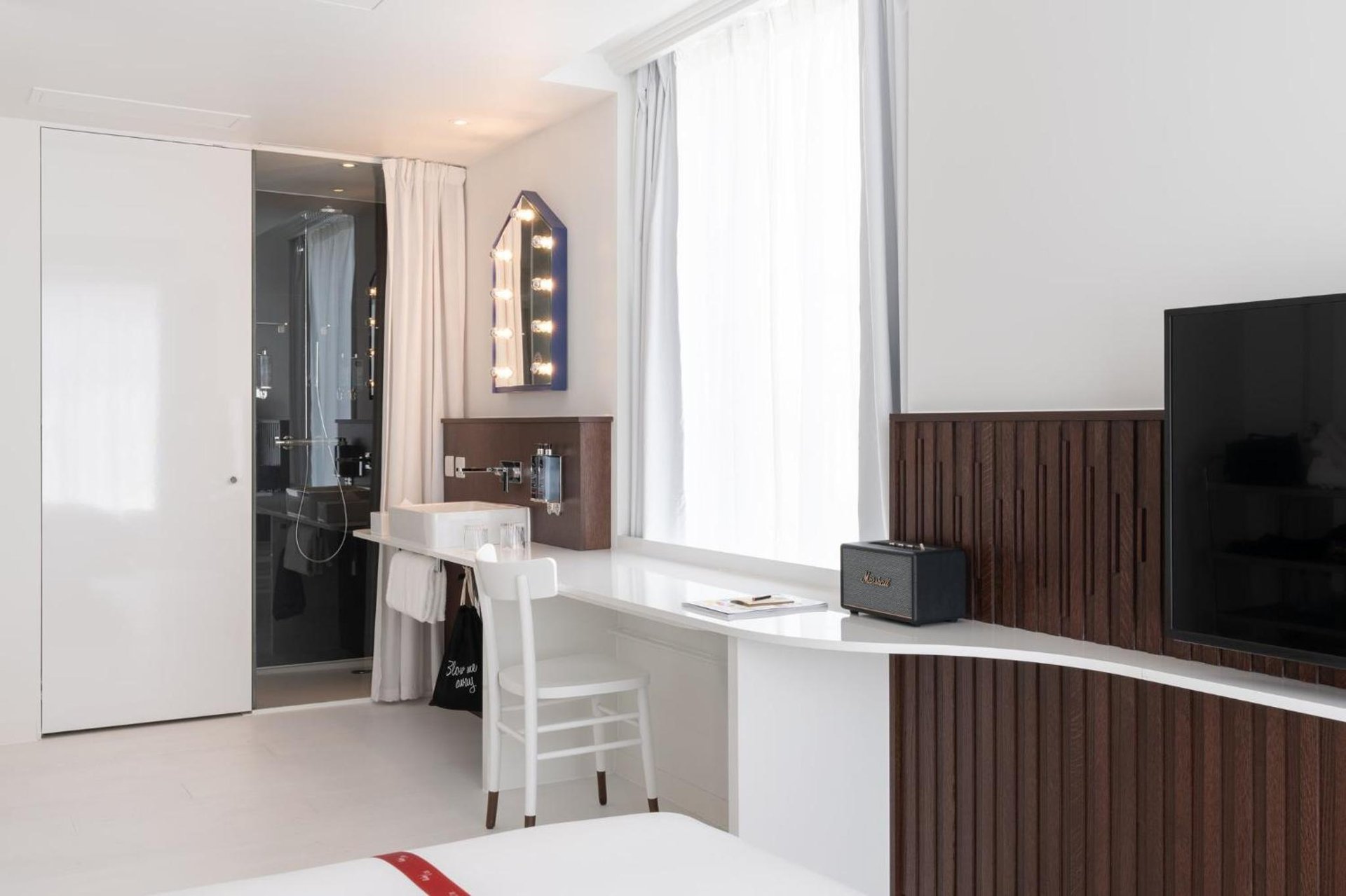 Ruby Zoe Hotel London photo 3