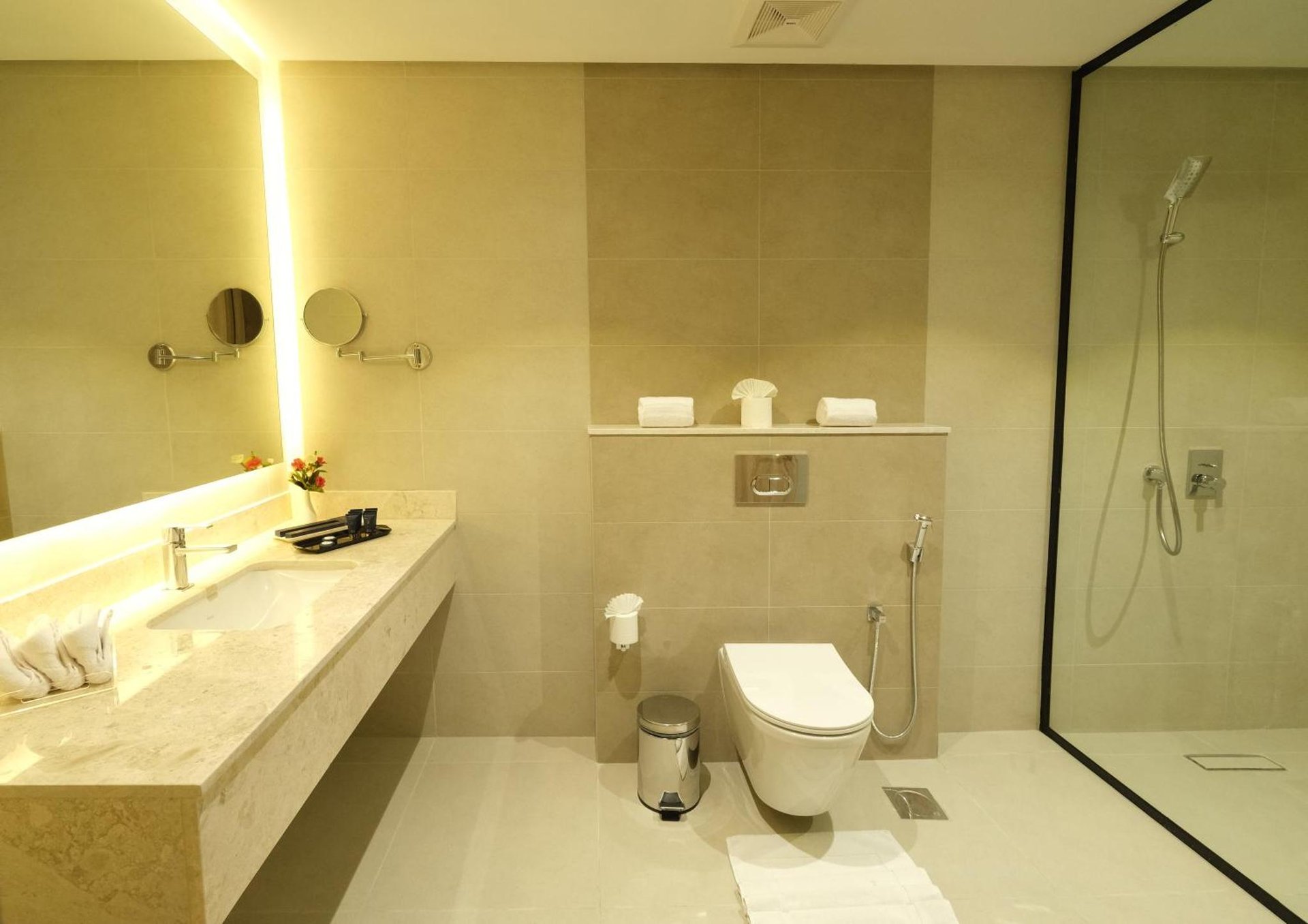 Photo of Junior Suite #4