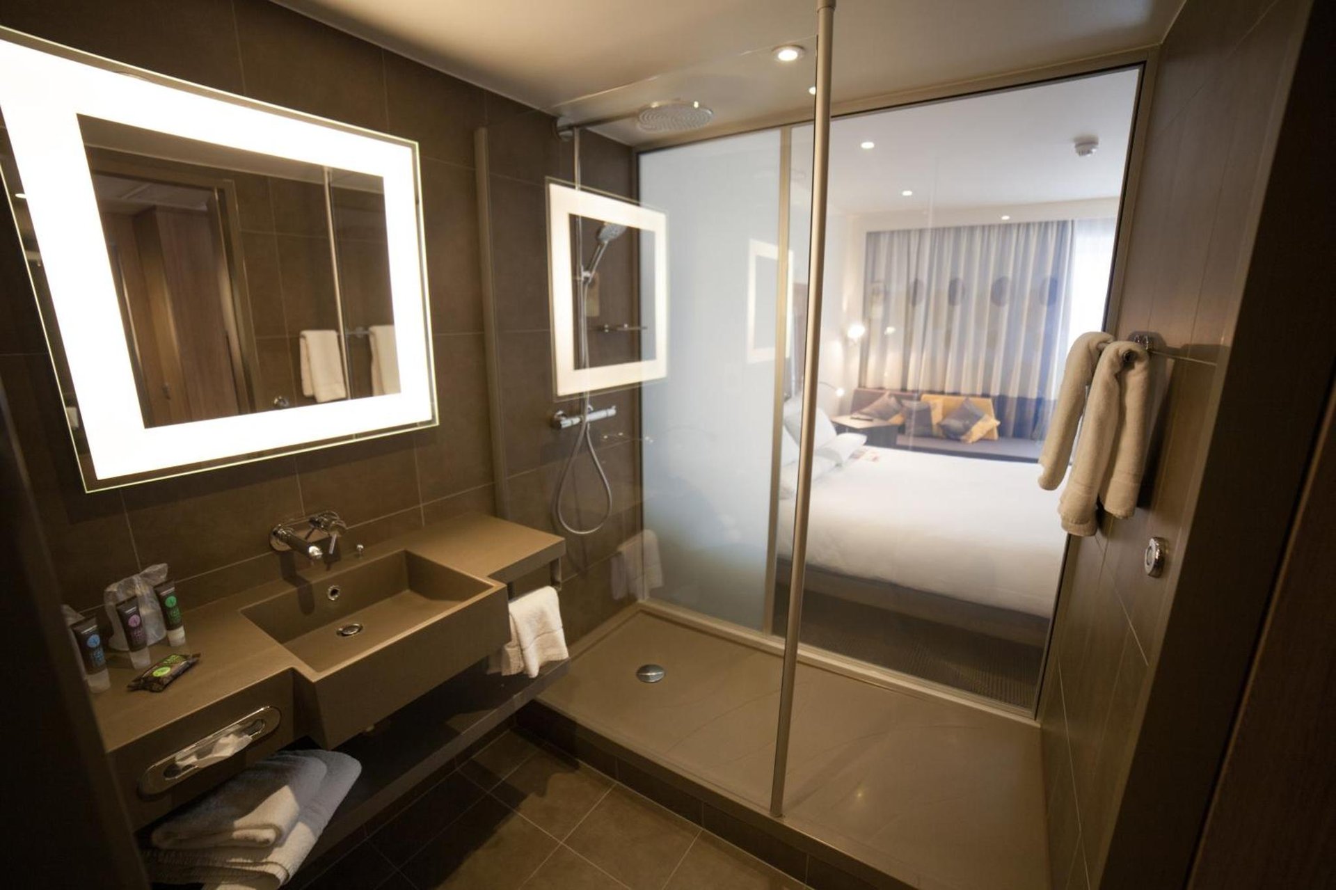 Novotel London Waterloo photo 2