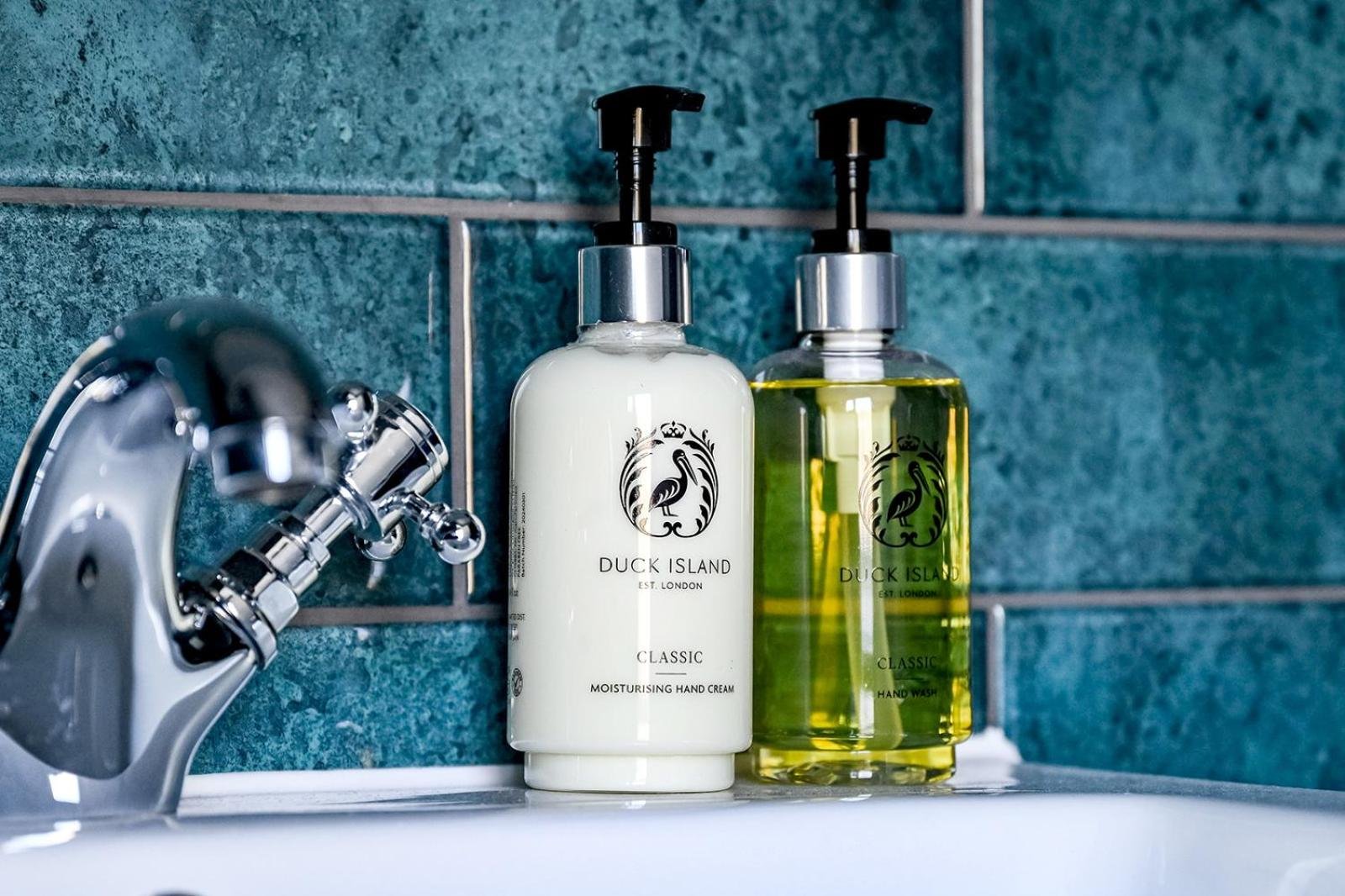 82A Dalston Lane Terrace photo 2