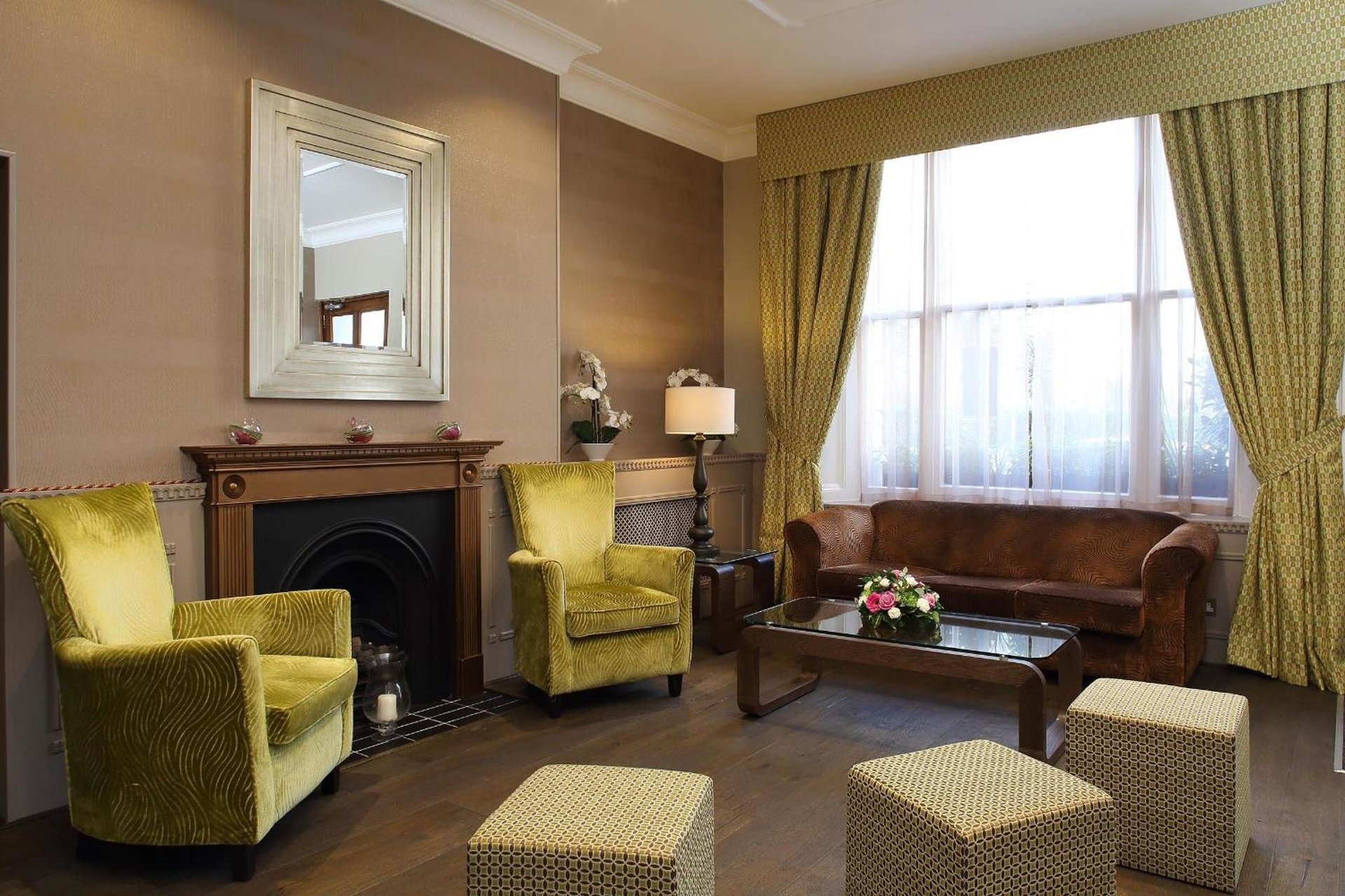 Phoenix Hotel photo 1