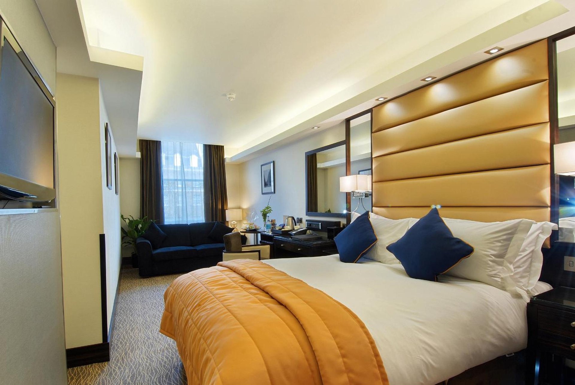 Park Grand Mayfair photo 1