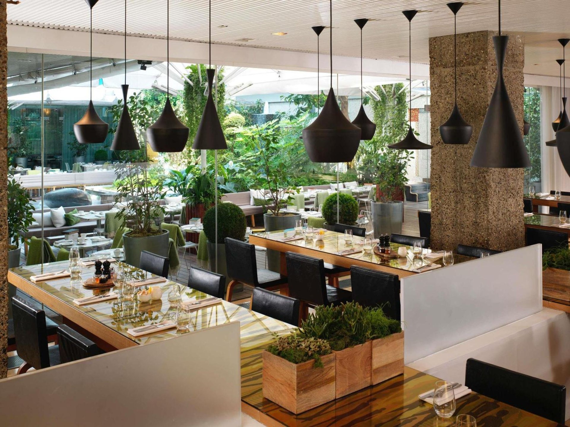 Sanderson London photo 3