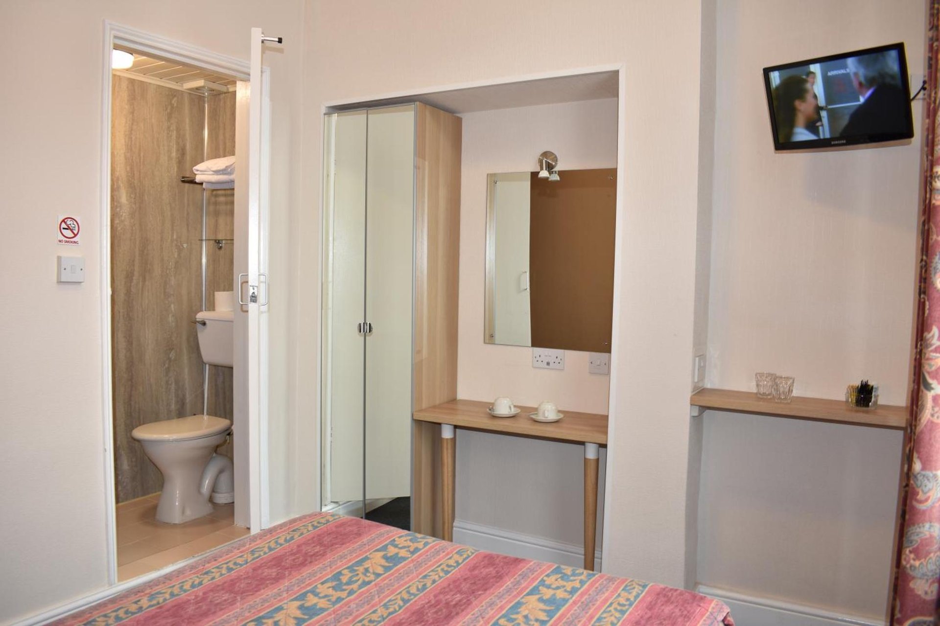 Macdonald Hotel photo 2