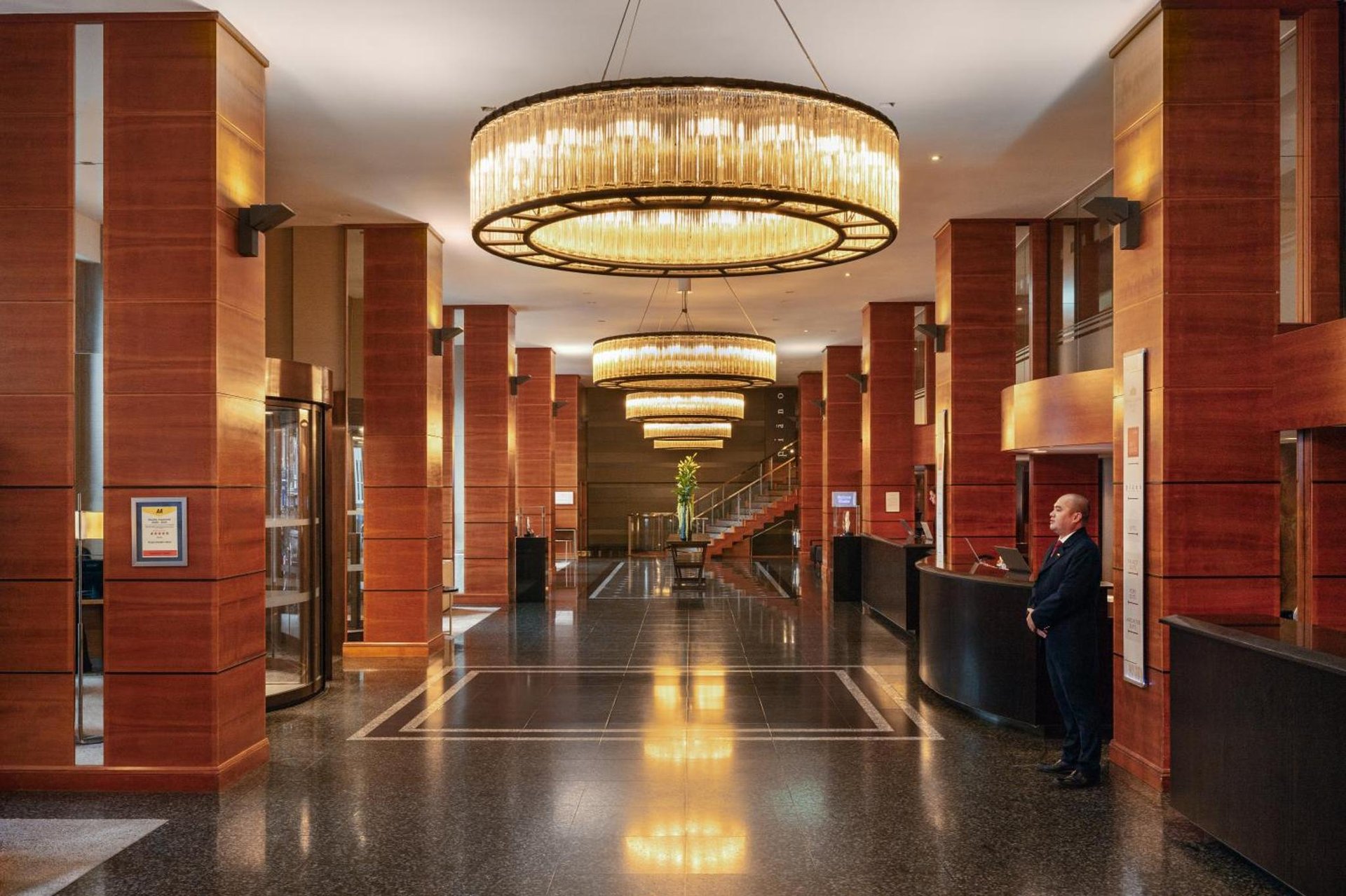 Royal Garden Hotel photo 4