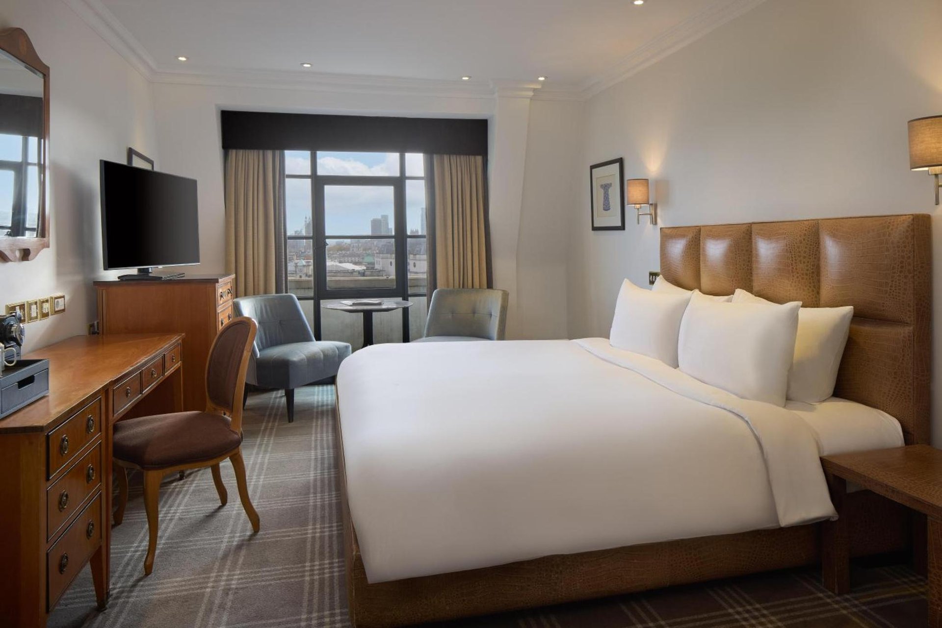 Radisson Blu Hotel, London Leicester Square photo 3