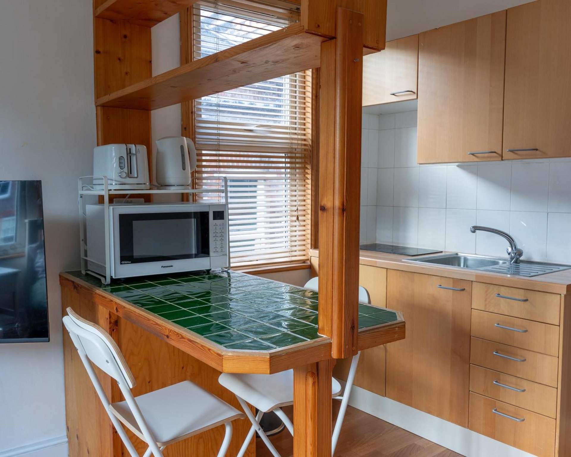 Studio apartment next to Highgate tube station photo 3
