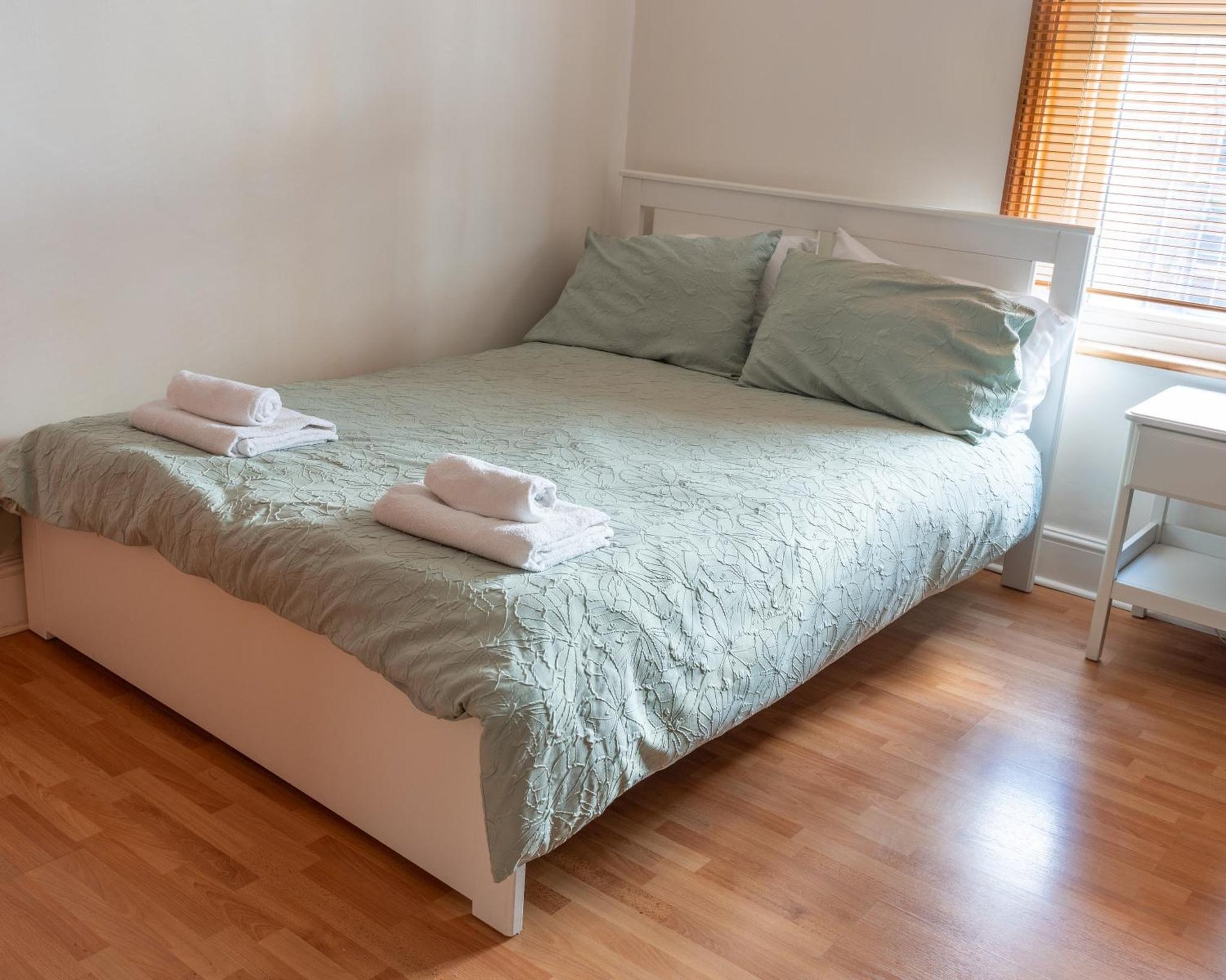 Studio apartment next to Highgate tube station photo 1