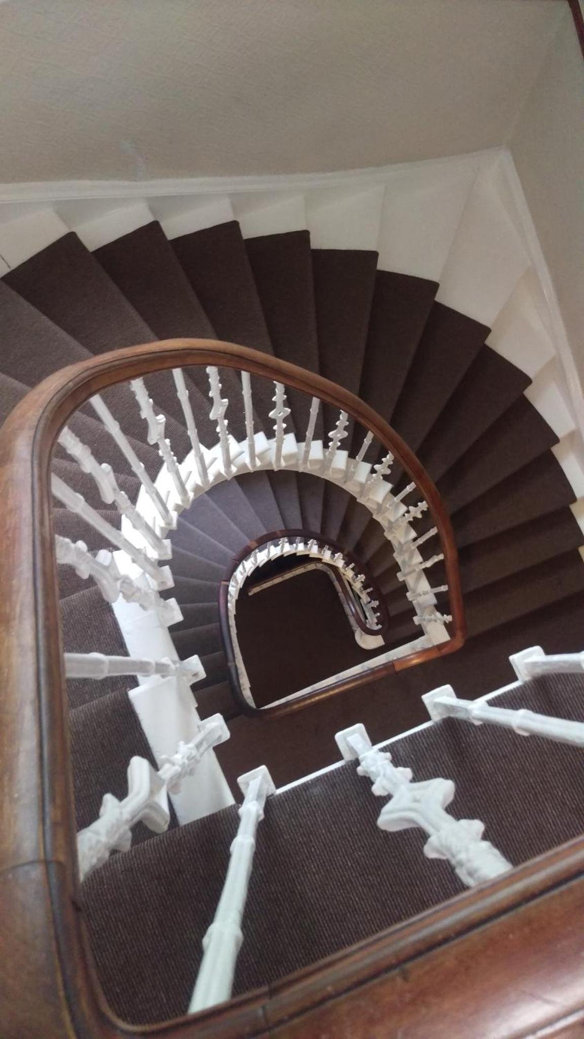 Edinburgh House Hotel